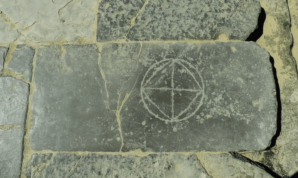 Imagen de ruina romana en yacimiento para la visita Itálica Semana Santa 2026